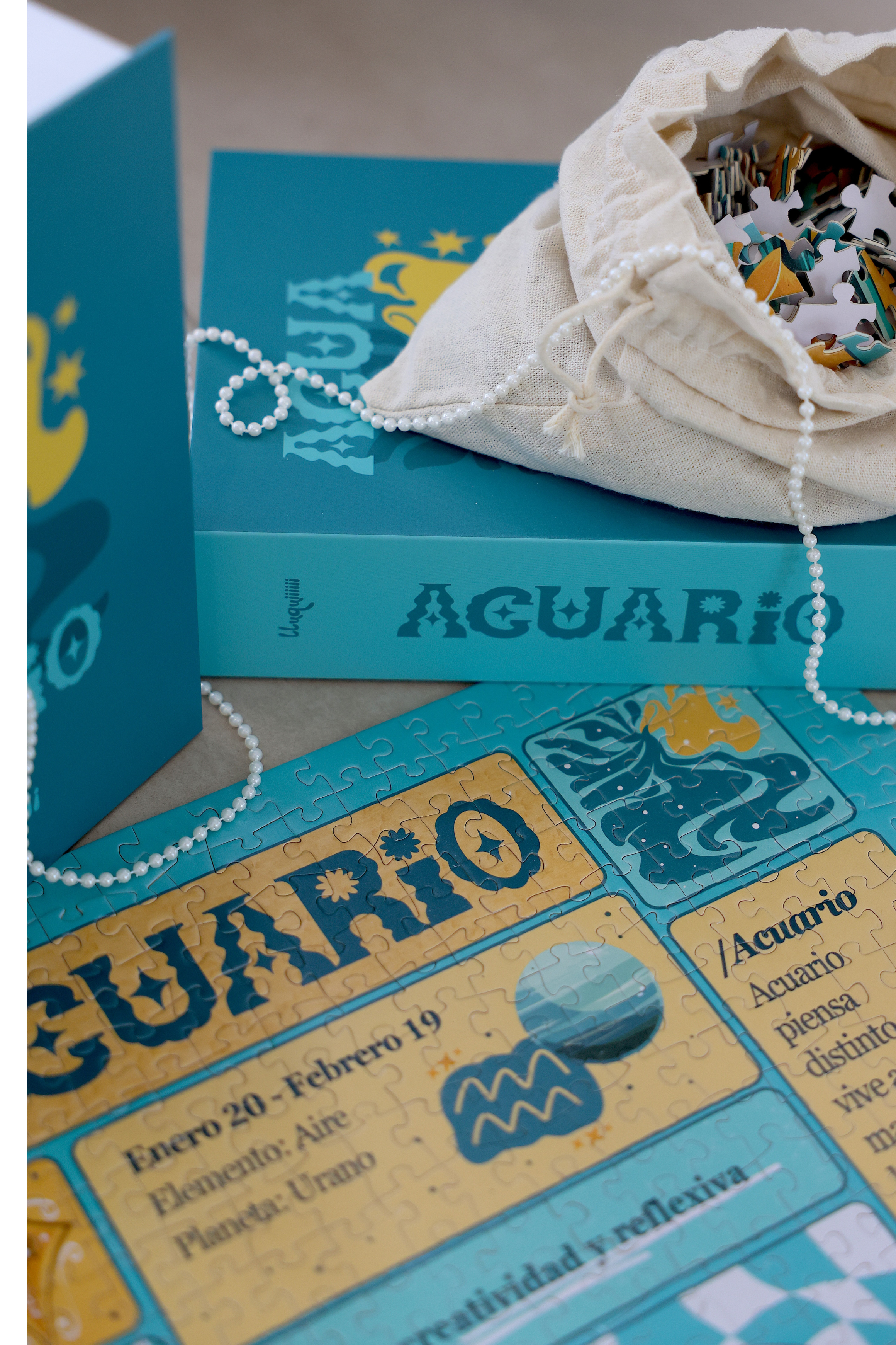 Puzzle Acuario detalle piezas - puzzle horóscopo Acuario lluquiiiiii